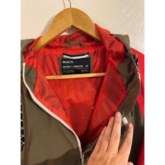 RVCA Hallihan II Green & Red Hooded Rain Jacket - Picture 10 of 13